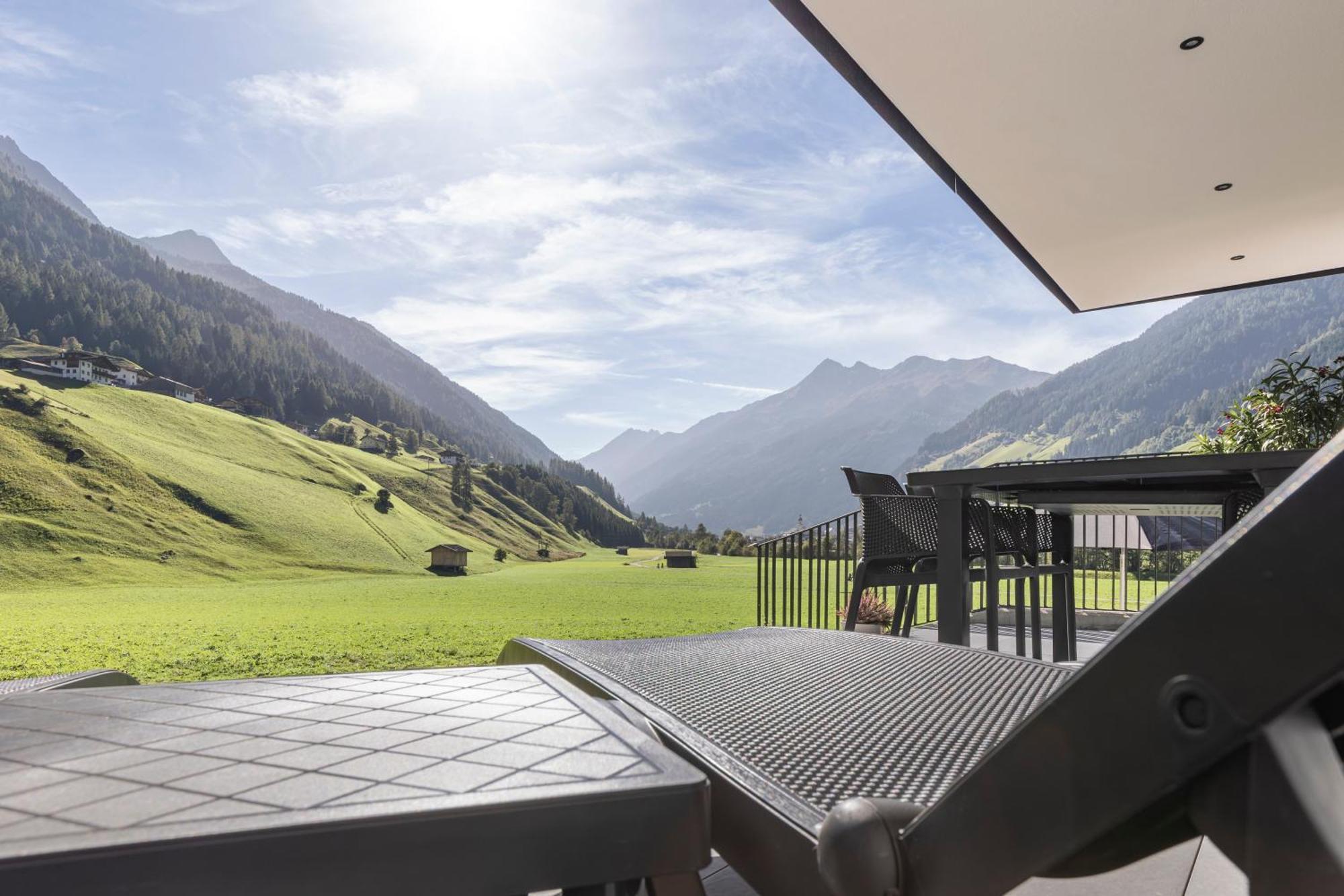 Bergmadl Apartments Neustift im Stubaital Exterior foto